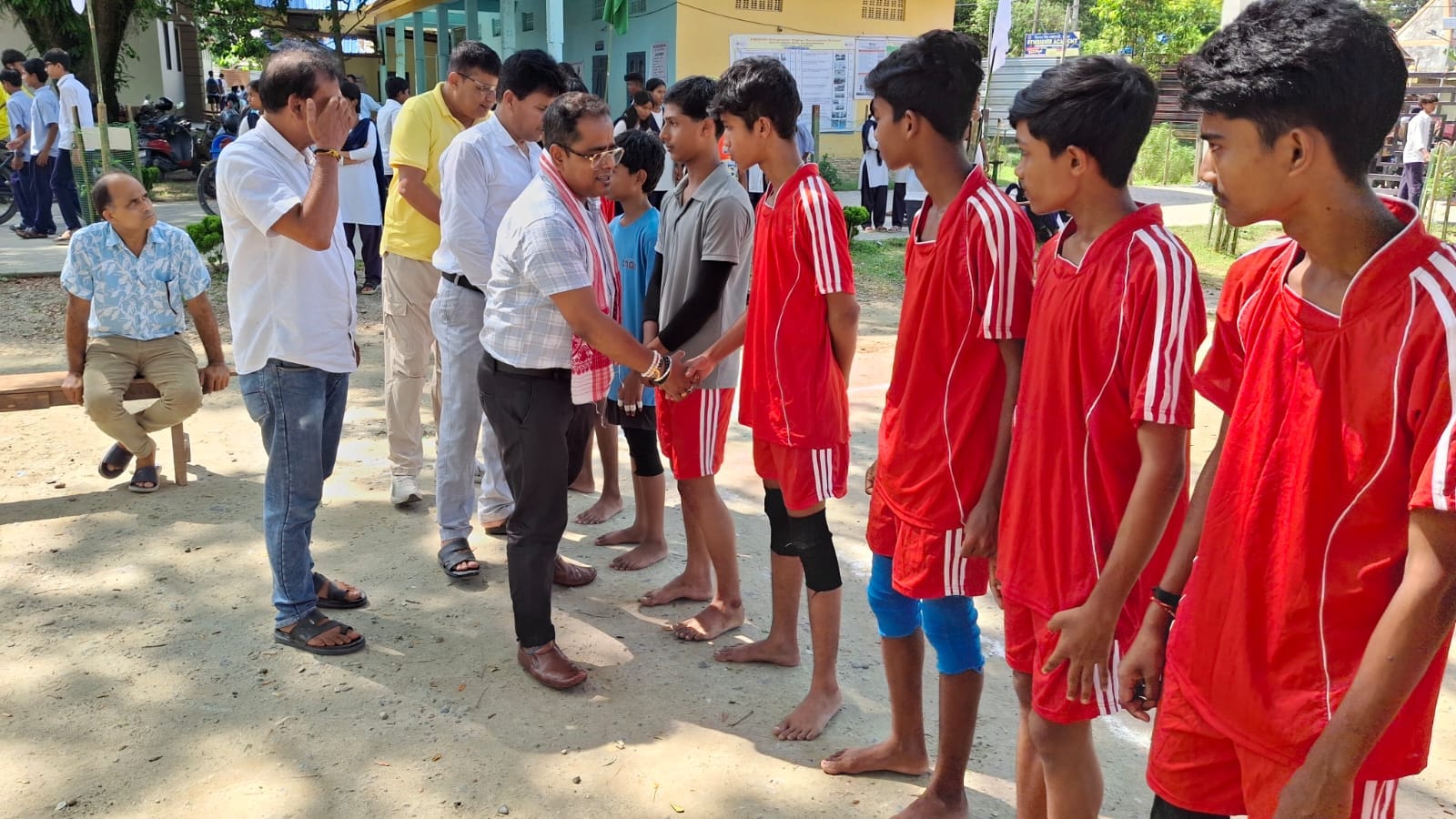 “আন্তঃ বিদ্যালয় ভলীবল প্ৰতিযোগিতা” আৰম্ভ