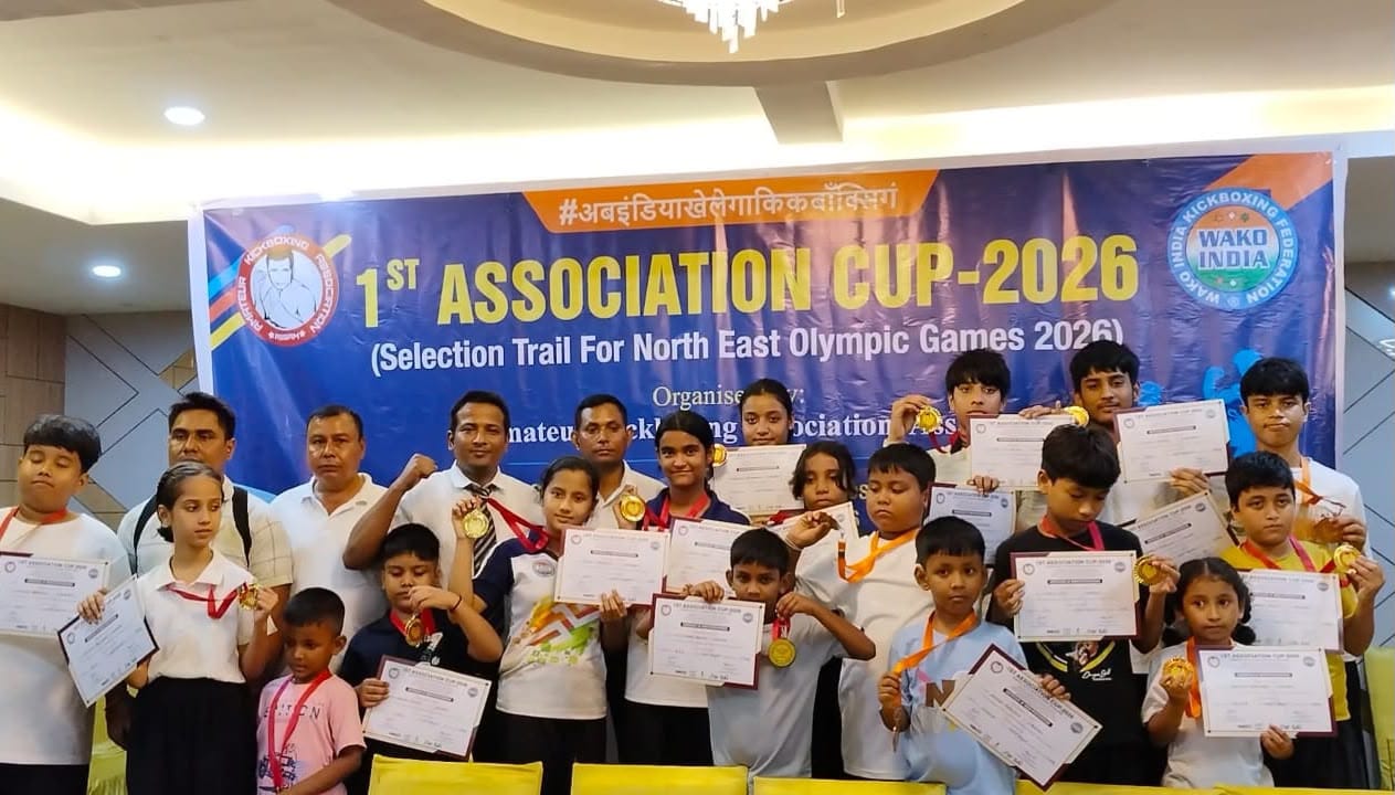 গুৱাহাটীত কিক বক্সাৰৰ ক্ৰীড়া প্ৰদৰ্শন